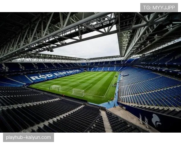 下赛季起，西甲部分球场将测试“静默观赛区”，配备个人定向音频设备